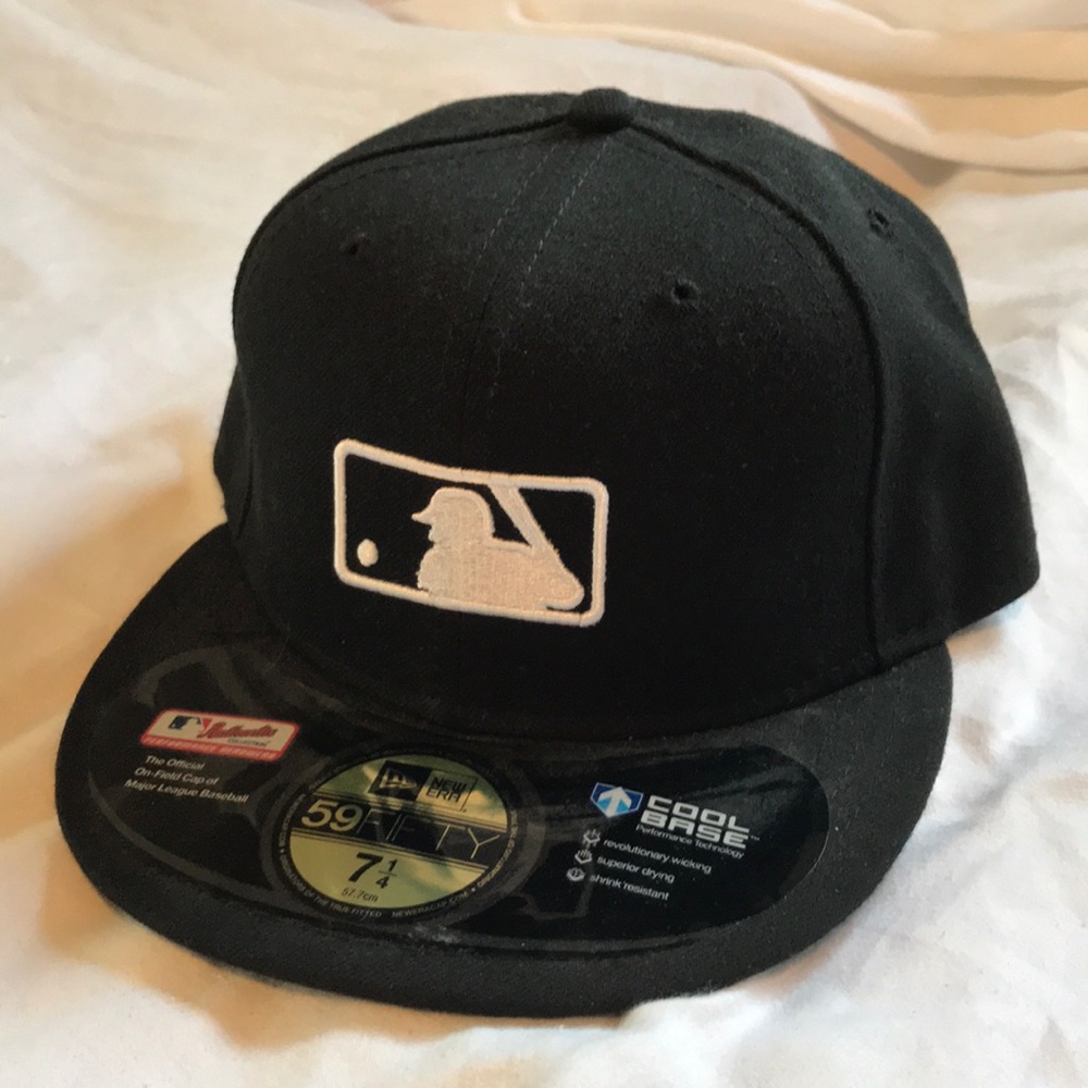 Black and White MLB Logo Hat